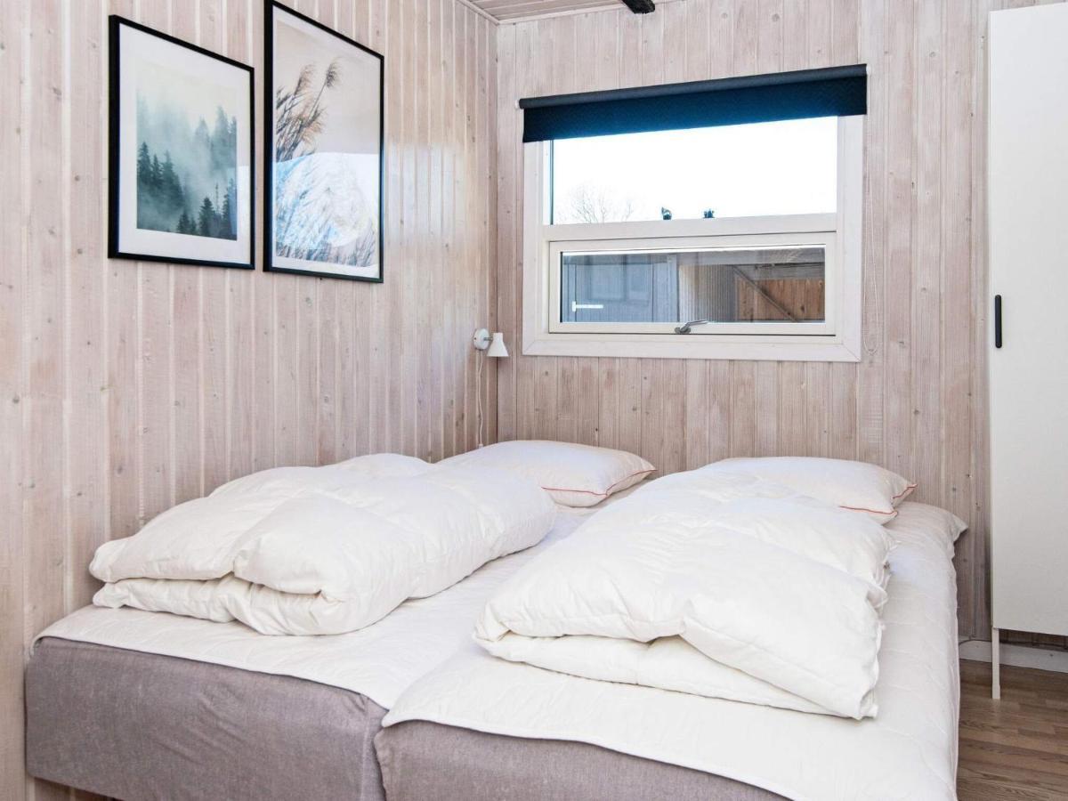 4 Person Holiday Home In Hemmet Екстер'єр фото
