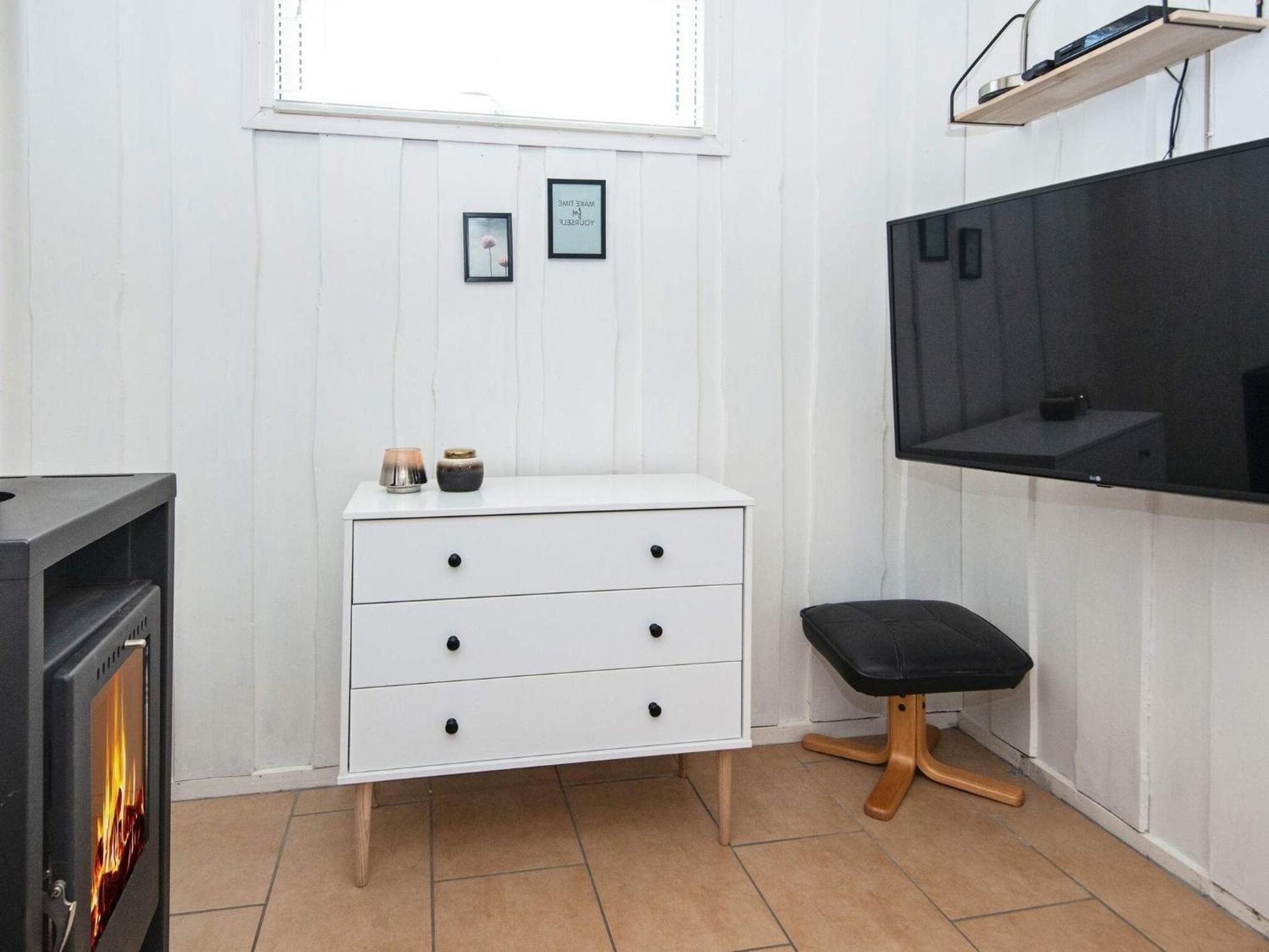 4 Person Holiday Home In Hemmet Екстер'єр фото